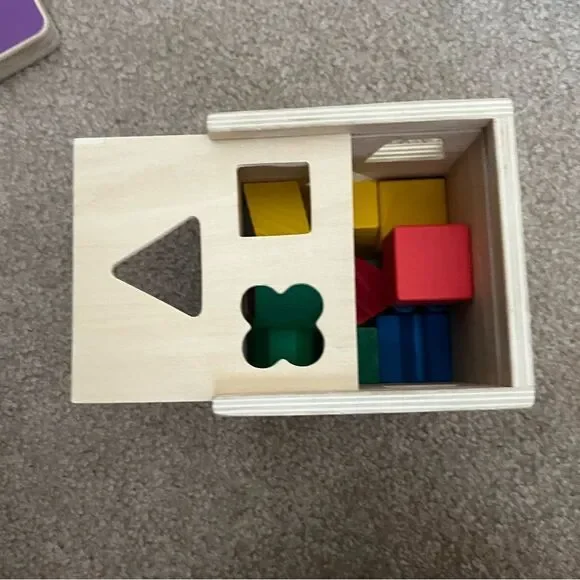 Melissa & Doug Shape Sorting Cube - Picture 2 of 4